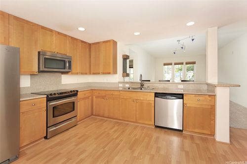 7126-520 Lunalilo Home Rd, Honolulu, HI, 96825-1755 | Card Image