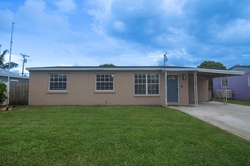 2032 Worthington Rd, West Palm Beach, FL, 33409-6440 | Card Image