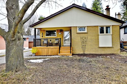 87 Richardson Dr, Aurora, ON, L4G1Z4 | Card Image