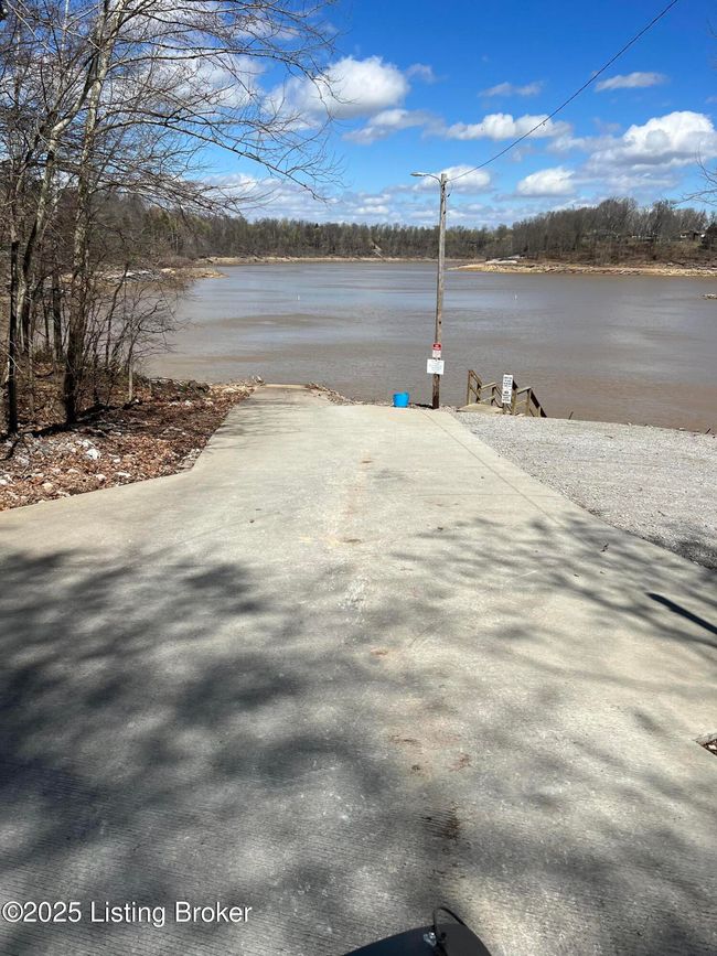 502 Concord Point Rd, House other with 2 bedrooms, 2 bathrooms and null parking in Falls Of Rough KY | Image 4