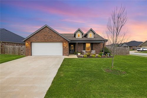 1050 Fair Oaks St, Tontitown, AR, 72762-3188 | Card Image
