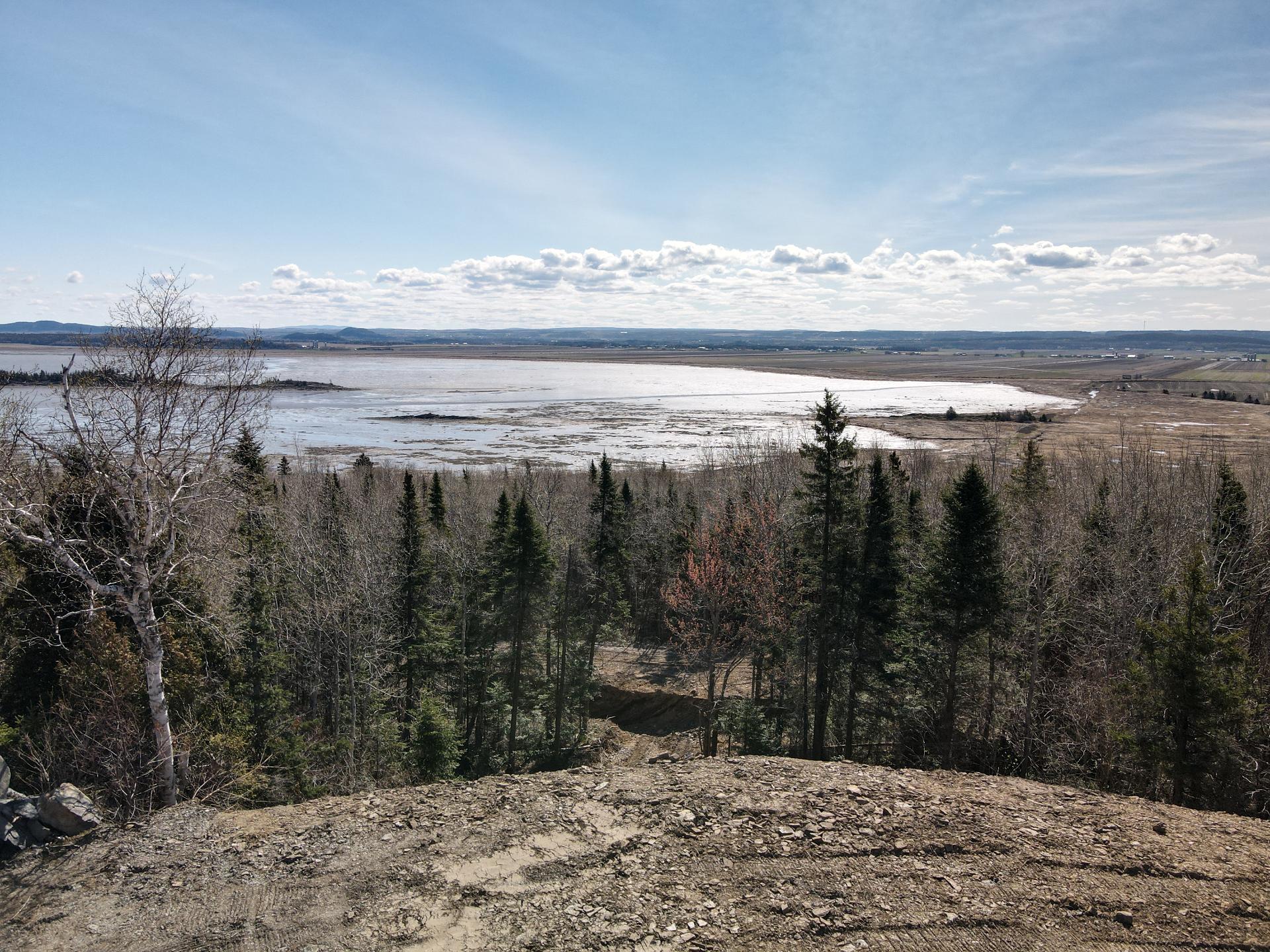 Land in Saint-Denis-De La Bouteillerie