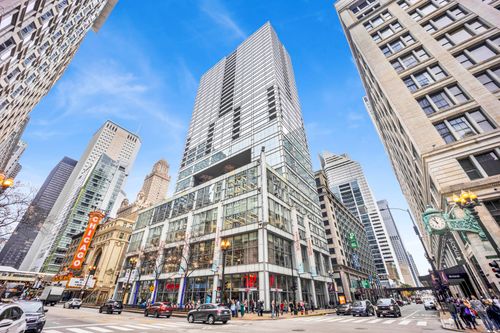unit-2502-8 E Randolph St, CHICAGO, IL, 60601-3636 | Card Image
