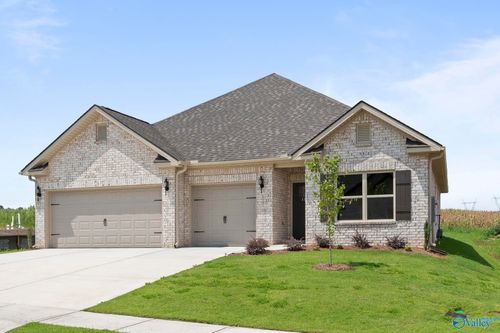 186 Pennington Ave, Huntsville, AL, 35811-8143 | Card Image