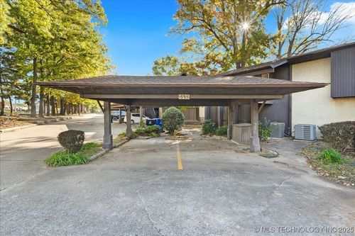 81-15915 131st St, Broken Arrow, OK, 74011-8404 | Card Image