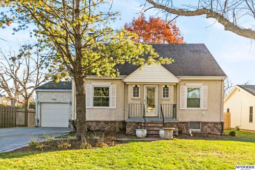 1015 N 83rd St, Omaha, NE, 68114-2905 | Card Image