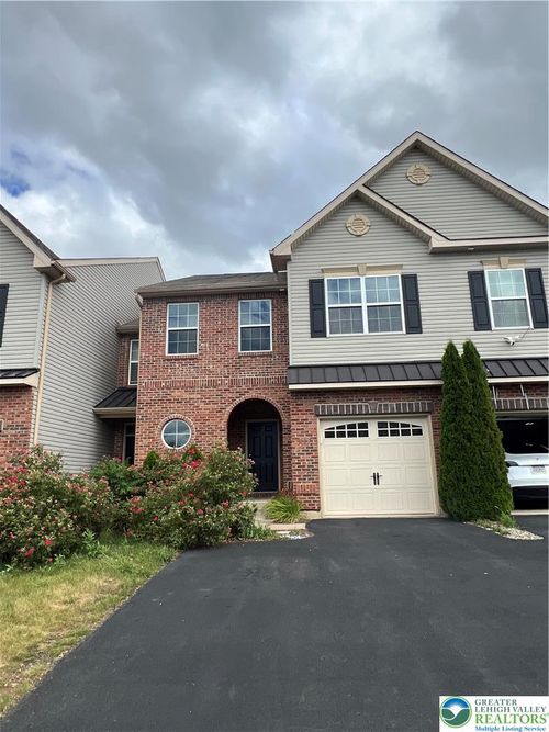 237 Snapdragon Way, ALLENTOWN, PA, 18104-8214 | Card Image
