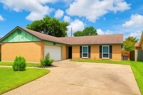 9735 Stonemont Rd, La Porte, TX, 77571-4045 | Card Image