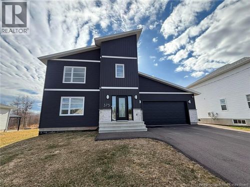 375 Glengrove Rd, Moncton, NB, E1A9S7 | Card Image