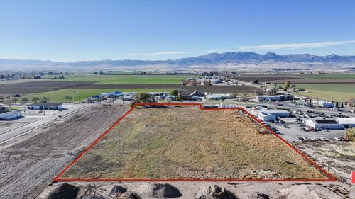 650 N State St, Preston, ID, 83263-1152 | Card Image