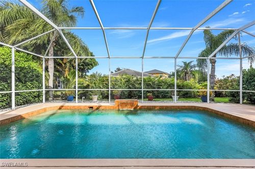 8493 Laurel Lakes Blvd, NAPLES, FL, 34119-9795 | Card Image