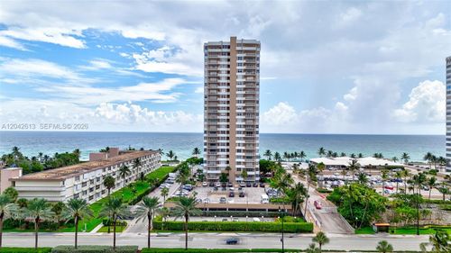 6b-1950 S Ocean Dr, Hallandale Beach, FL, 33009-5958 | Card Image