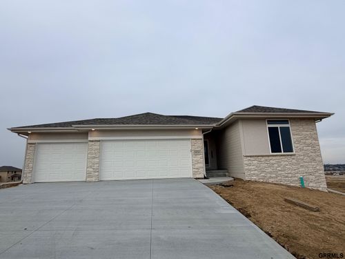 10210 Sherman St, Papillion, NE, 68046-5979 | Card Image