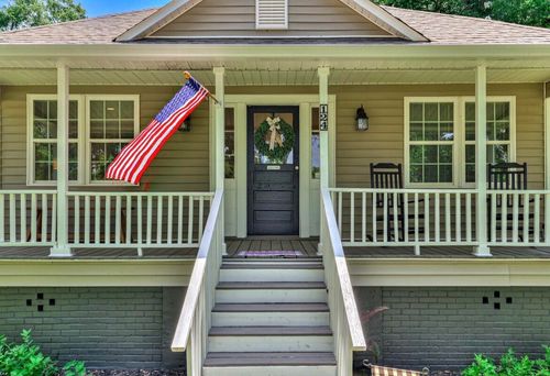 124 Senn St, Aiken, SC, 29801-7852 | Card Image
