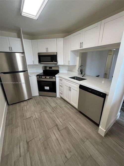 36-20905 Ne 8th Ct, Miami, FL, 33179-1231 | Card Image