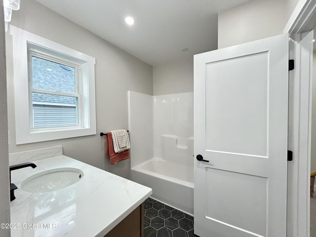 354 Mohawk Ave, House other with 4 bedrooms, 3 bathrooms and 2 parking in Scotia NY | Image 65