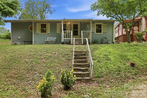 3383 Thickety Rd, Clyde, NC, 28721-6831 | Card Image