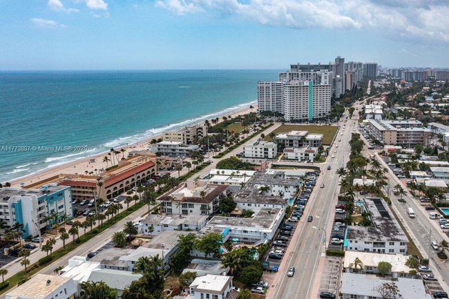 APT-17 - 4228 N Ocean Dr, Condo with 0 bedrooms, 1 bathrooms and null parking in Lauderdale By The Sea FL | Image 27