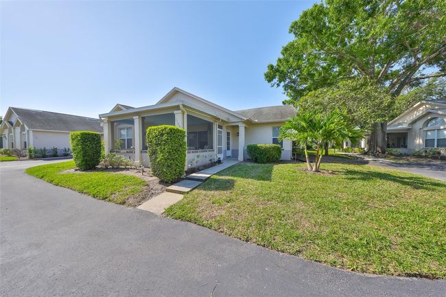 1140 - 1140 Golfview Woods Dr, Condo with 2 bedrooms, 2 bathrooms and null parking in SUN CITY CENTER FL | Image 22