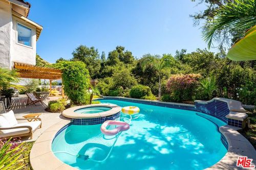 4441 Park Alisal, Calabasas, CA, 91302-1781 | Card Image