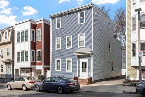 apt-3-30 Woodward St, Boston, MA, 02127-8712 | Card Image