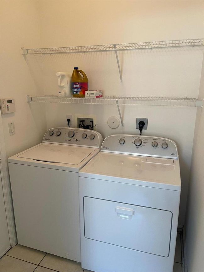 9675 Crescent View Dr N, Condo with 3 bedrooms, 2 bathrooms and null parking in Boynton Beach FL | Image 19