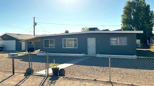 2231 Riverview Way, Bullhead City, AZ, 86442-5863 | Card Image