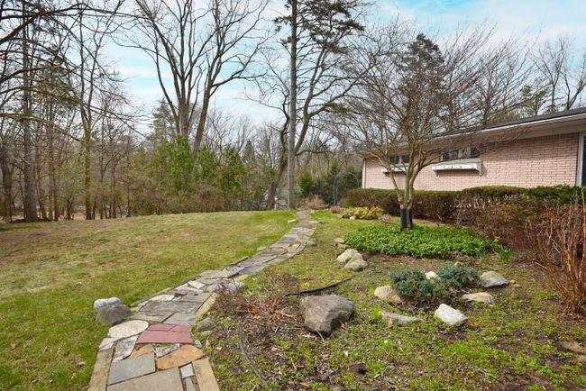 fabulous treed yard | Image 41