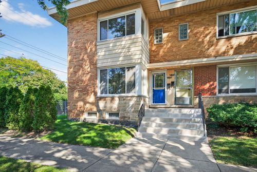 9161 Kilpatrick Ave, Skokie, IL, 60076-1528 | Card Image