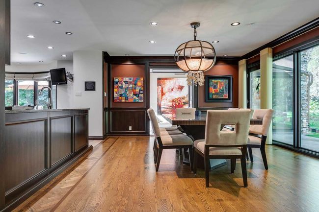 40 Eagle Ridge Pl Sw, House other with 5 bedrooms, 5 bathrooms and 8 parking in Calgary AB | Image 11