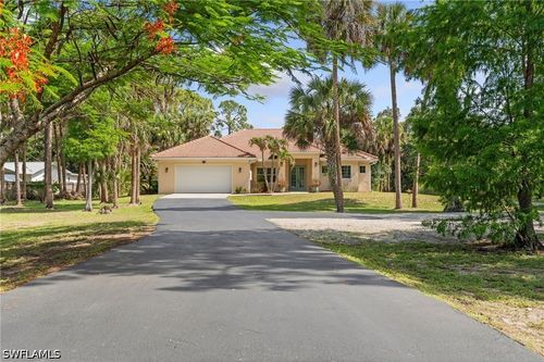 445 12th Ave Nw, Naples, FL, 34120-2550 | Card Image