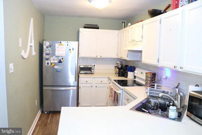 6215 Stonepath Cir, Townhouse with 2 bedrooms, 2 bathrooms and null parking in CENTREVILLE VA | Image 9