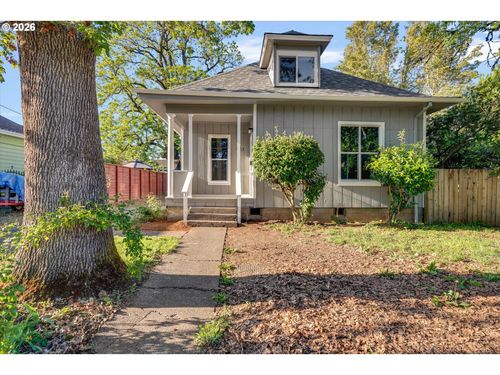 635 Se Walnut St, Hillsboro, OR, 97123-4529 | Card Image