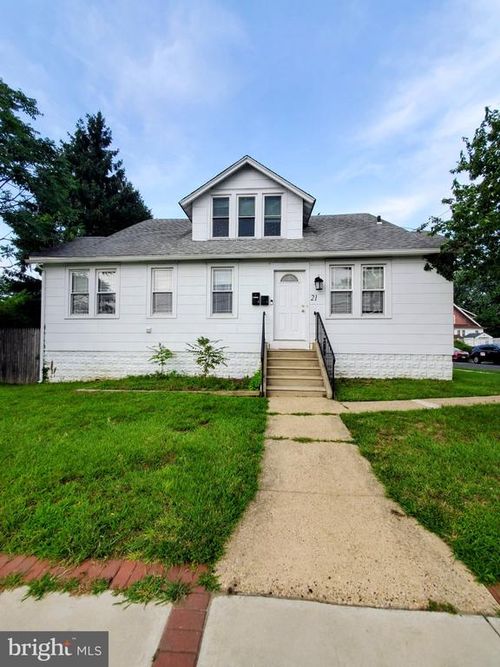 second-floor-21 White Horse Pike, OAKLYN, NJ, 08107 | Card Image