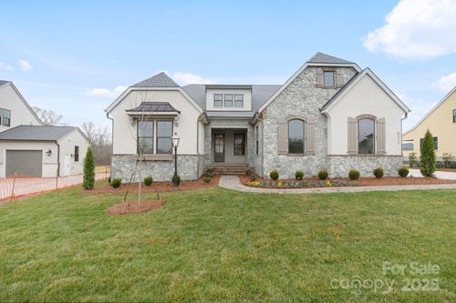 8212 Farm Crossing Ln, Huntersville, NC, 28078-0251 | Card Image