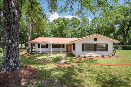 7911 Ridge Rd, Saraland, AL, 36571-8946 | Card Image