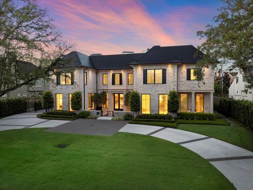 3649 Chevy Chase Dr, Houston, TX, 77019-3009 | Card Image