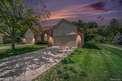 9024 Pine Cove Dr, Whitmore Lake, MI, 48189-9473 | Card Image