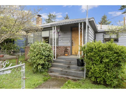 7611 Se Henderson St, Portland, OR, 97206-7823 | Card Image