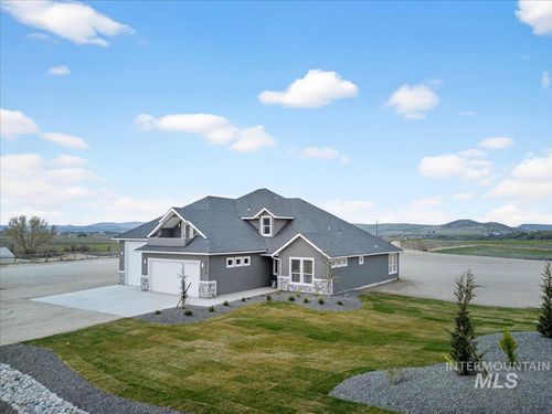 25773 Clydesdale Ln, Parma, ID, 83660-4501 | Card Image