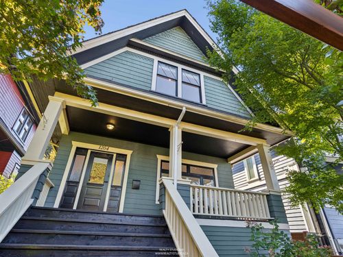 1204 E 14th Ave, Vancouver, BC, V5T2P3 | Card Image