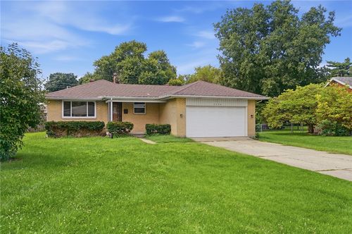 3334 Carlin Dr, Dayton, OH, 45449-2729 | Card Image