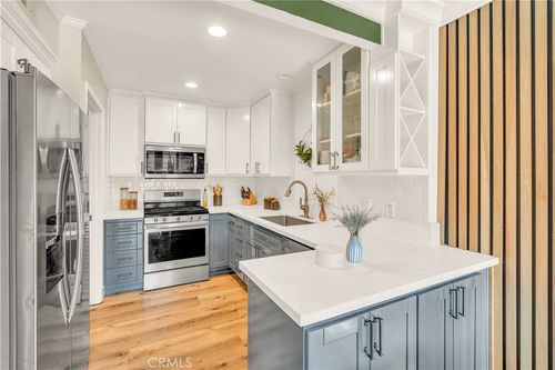 230 S Plaza De Domingos, Anaheim, CA, 92807 | Card Image