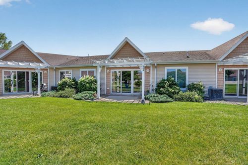 204-4305 Autumn Ridge Rd, Cedar Falls, IA, 50613-8913 | Card Image