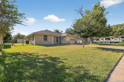 119 Bois D Arc St, Lake Jackson, TX, 77566-5602 | Card Image