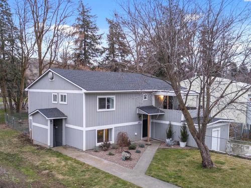 207 Harmon Street, Waitsburg, WA, 99361-9740 | Card Image