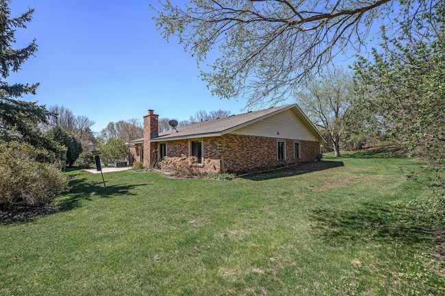 1940 Harbor Ln N, Townhouse with 2 bedrooms, 2 bathrooms and null parking in Plymouth MN | Image 24