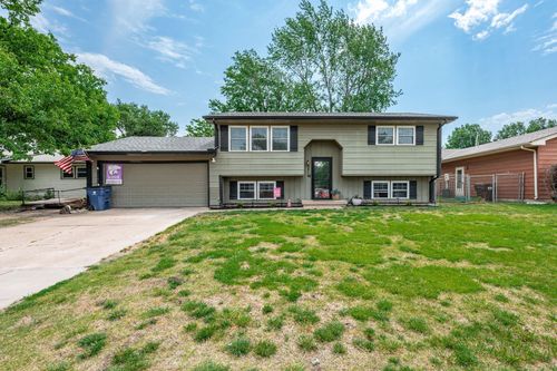 3214 S Kessler, Wichita, KS, 67217 | Card Image