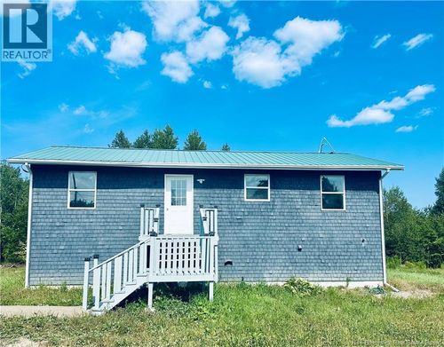 189 Upper Mills Rd, Upper Mills, NB, E3L3E8 | Card Image