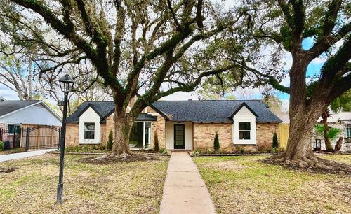 2511 Briarpark Dr, Houston, TX, 77042-2129 | Card Image